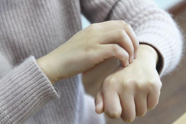 红斑狼疮|红斑狼疮早期，身体或会发出这些信号，这三类人群不要忽视