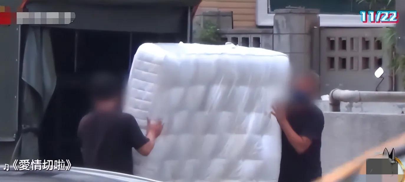 大S|大S还床垫现场视频曝光,一睹932万物品真容,搬运费汪小菲出的
