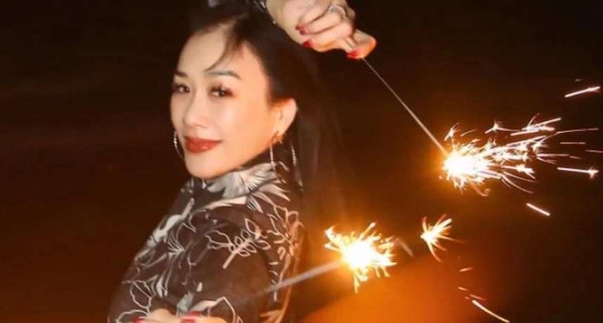 钟丽缇|母女颜值黄金交叉？钟丽缇崩坏遭酸撞脸「纳美人」女儿颜值超高