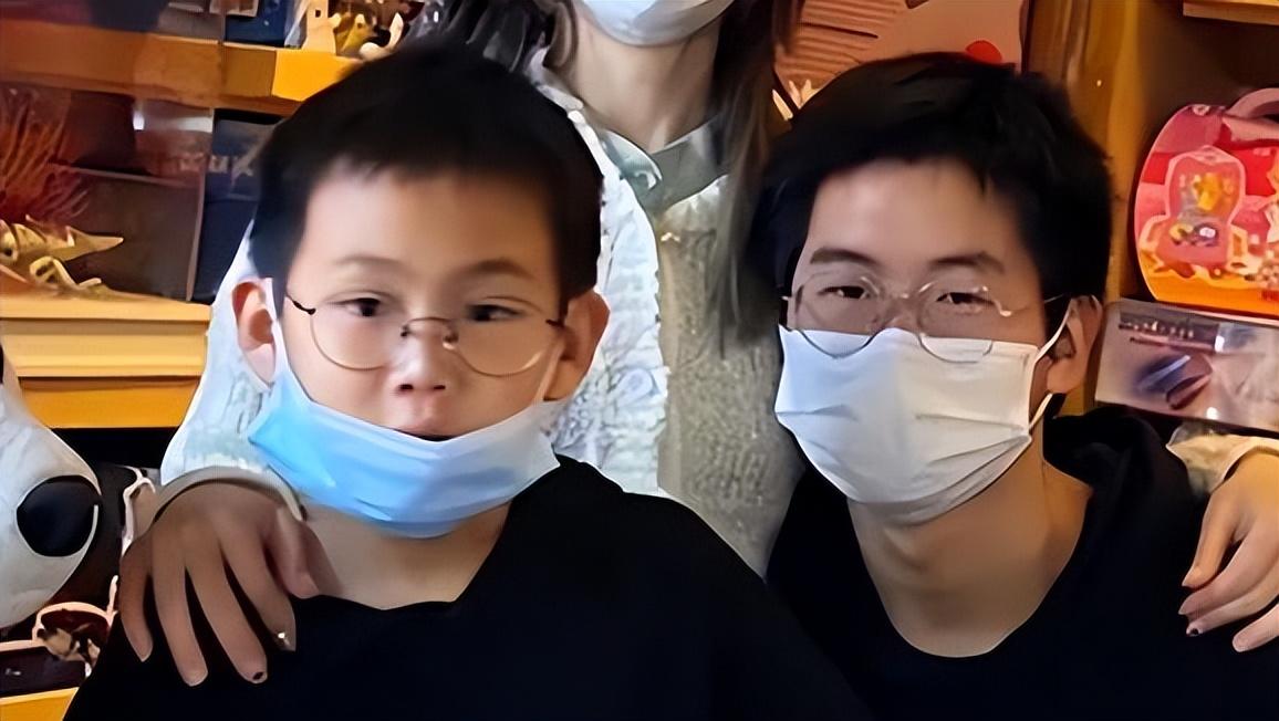 孙悦|孙卓暑假旅行归来，跟朋友回卧室睡觉，洋洋希望孙卓孙悦早点结婚