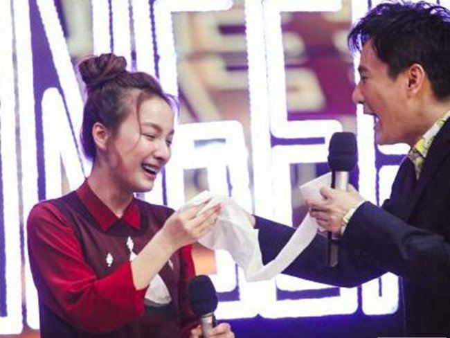 张信哲|新《快乐大本营》真仗义,自己都自身难保,还敢播出张信哲的片段