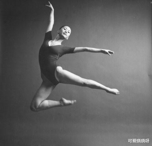 鹿晗|拍写真走红，被丈夫抛弃、遭父亲指责，汤加丽如今后悔了吗？