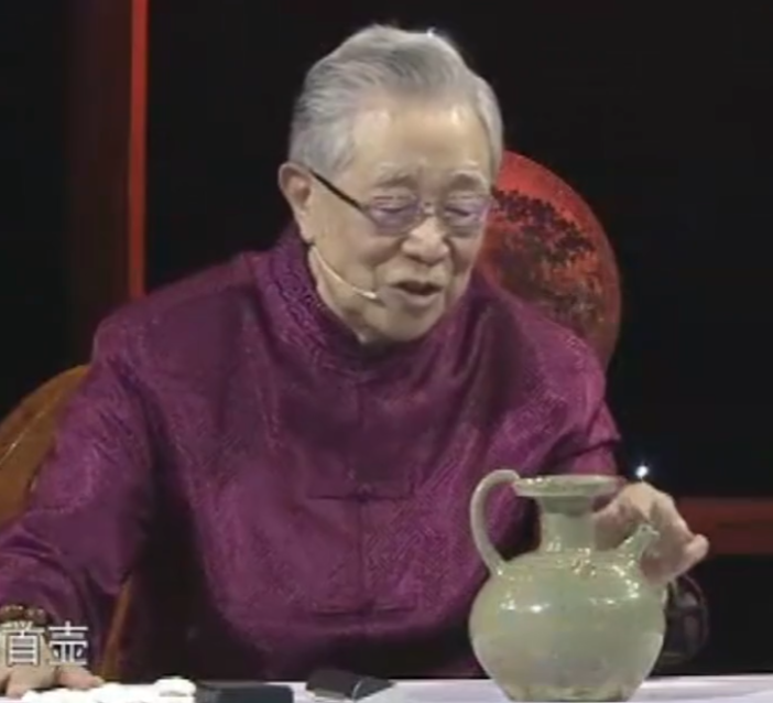 10万元买一鸡首壶,得到专家的肯定和认可,有的店主报价极低