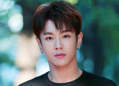 王一博|王一博解约了还要挨批，是吹毛求疵呢？还是有的放矢呢？