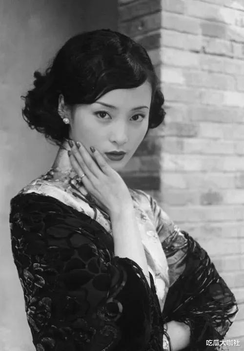 吴越|再看吴越：被陈建斌抛弃后至今未婚，她的报复让蒋勤勤有苦难言