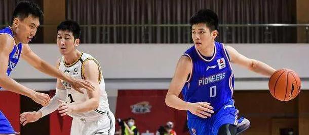 李弘权|天津新星想要留队，姜伟泽50投45中，李弘权获参赛权