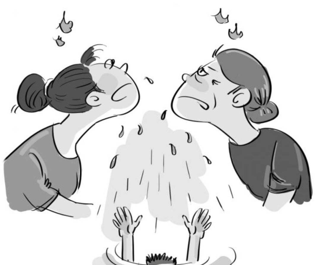 17年温州追风奶奶骑机车爆红,两年后却被举报,粉丝:还我血汗钱