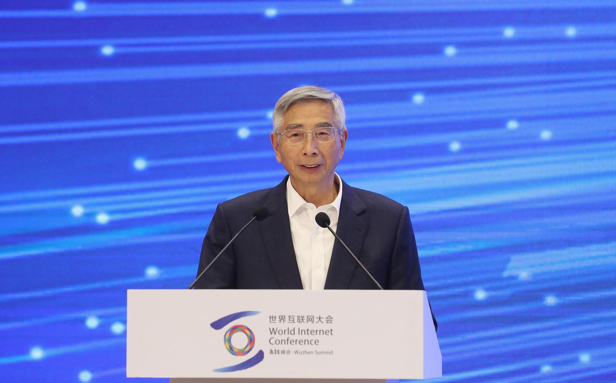 芯片|倪光南有能力搞出芯片,任正非为什么不去聘他来华为呢?