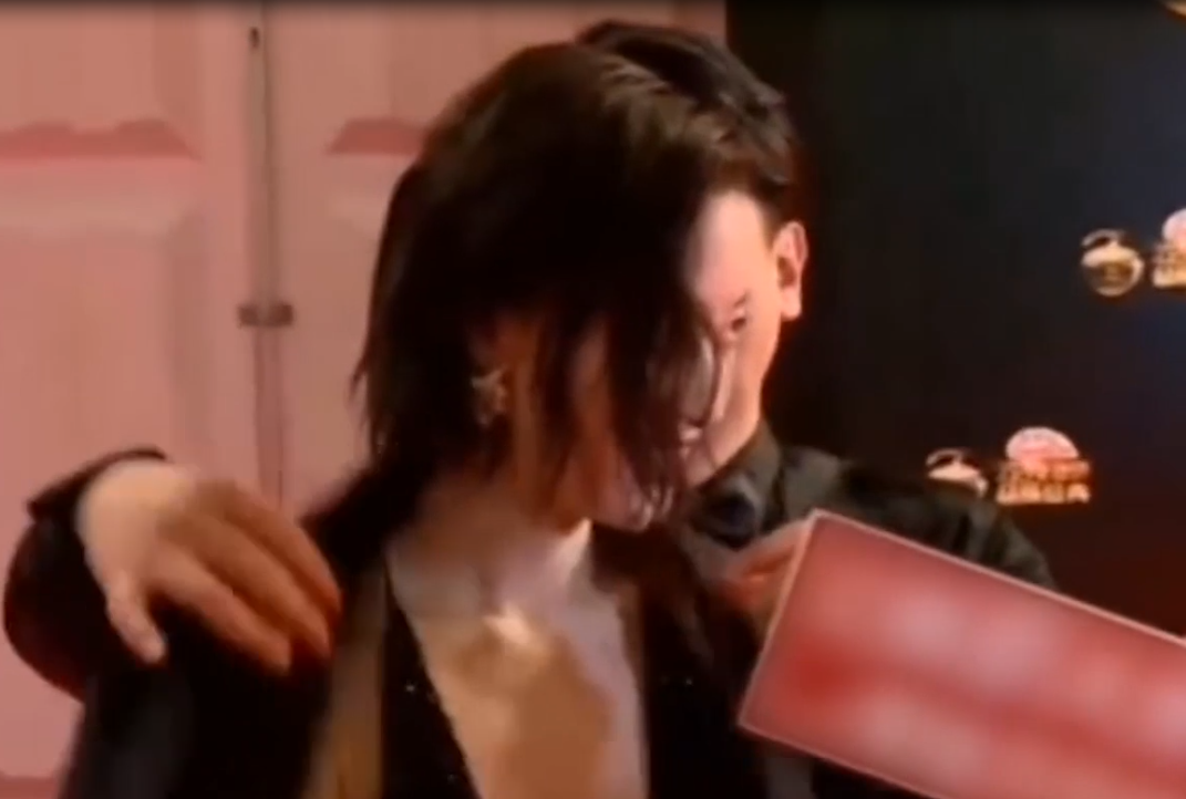 马剑越|马剑越：不听劝非嫁张杰，孕期遭对方无视，离婚证一出全网狂喜！