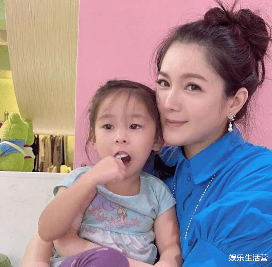 苟芸慧|豪门女星苟芸慧被爆婚变！想生4个孩子丈夫不肯，差点成为天王嫂