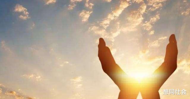 医院|2年前,她上网救助:谁给我40万救父亲,我就嫁给谁!后来嫁了吗