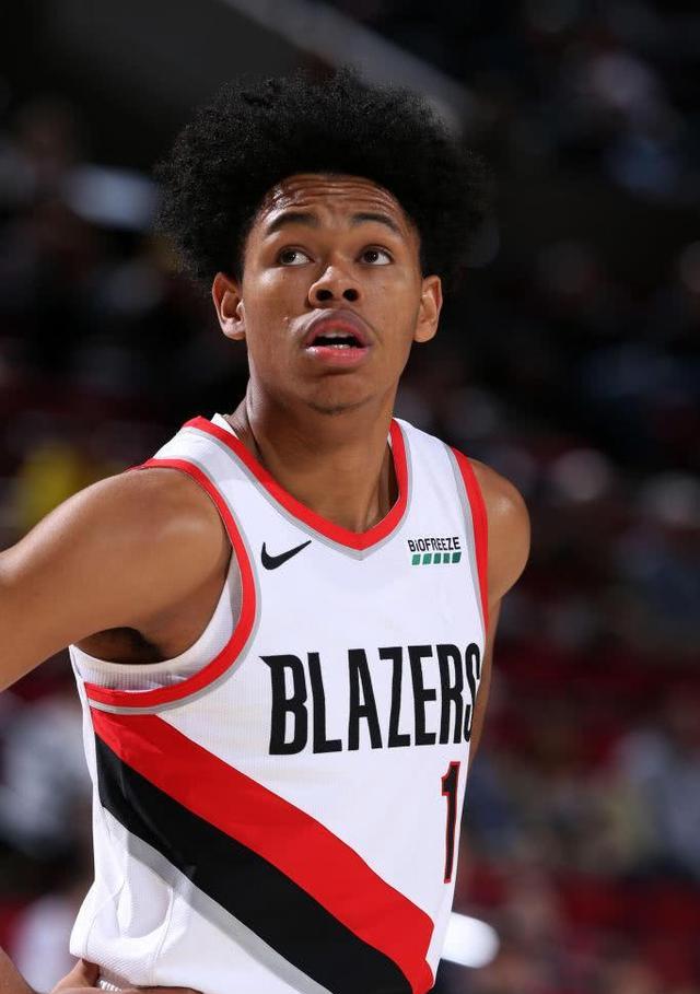 NBA一夜7大交易米尔斯2年续约篮网名人堂球员安东尼将入驻勇士