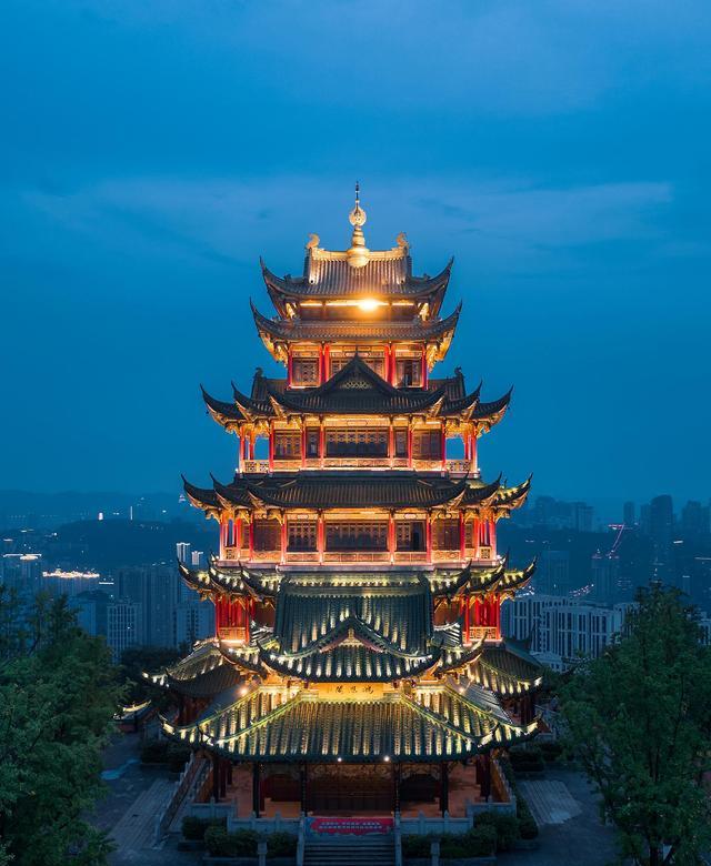 上海市|中国城市旅游收入榜单，重庆超越上海，成都来到第四名