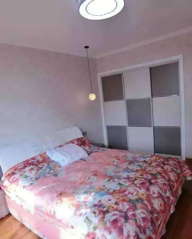 老公坚持要把阳台包进客厅，全家搬进去才发现这样设计很实用