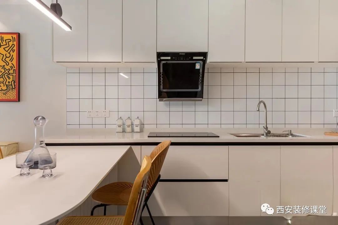 50㎡一室公寓,简单生活简单住