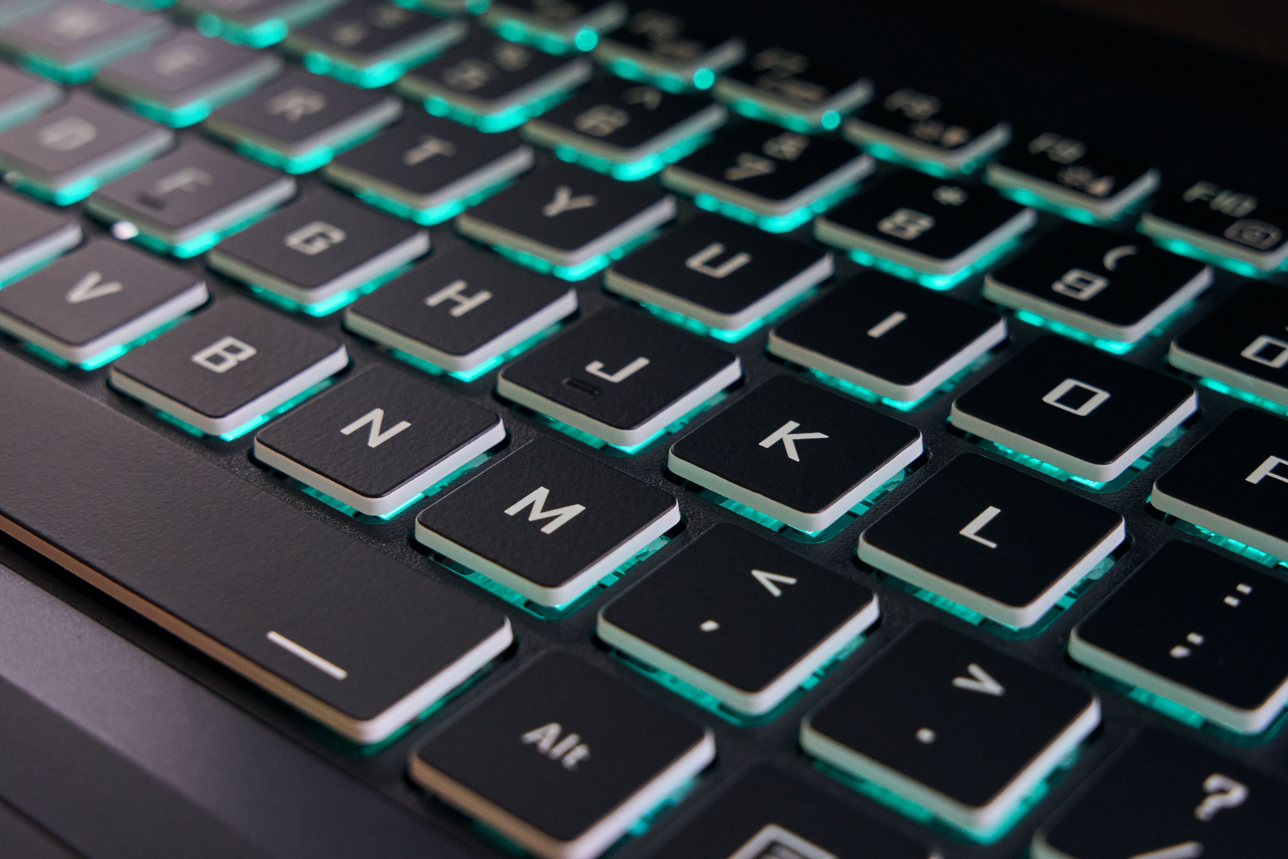 神舟战神|游戏本中性价比”机皇“，神舟战神ZX10-DA5DP到底如何？