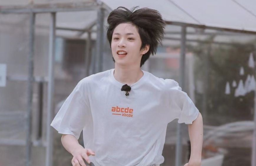 宋亚轩|丁程鑫刘耀文张真源上央视“6.1”晚会，粉丝自制宋亚轩演唱会