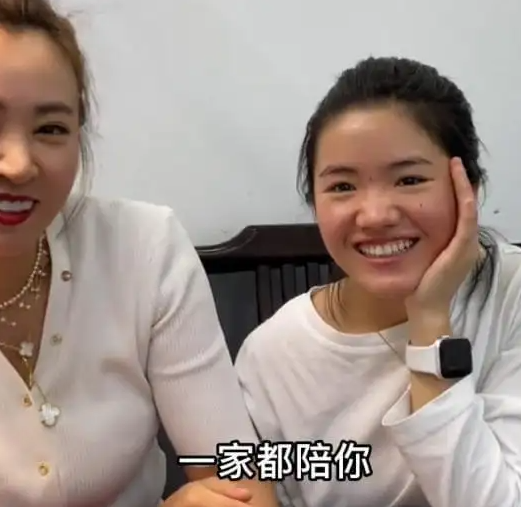 奔跑吧兄弟|《变形计》最幸运女孩李勒优：参加节目改变一生，城市妈妈宠成宝