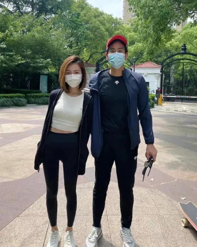 |彭于晏疑似离境“逃离”上海登热搜，外形全然不顾，本人回应来了