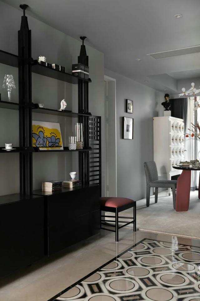 120㎡现代极简,低调灰色的空间,文艺时尚的软饰,设计很高级