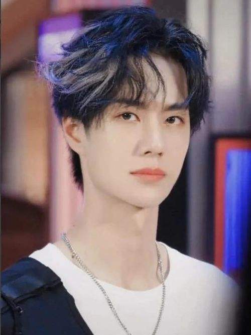 刘德华|短视频平台话题播放量榜单：王一博第二、刘德华第三、周杰伦第九