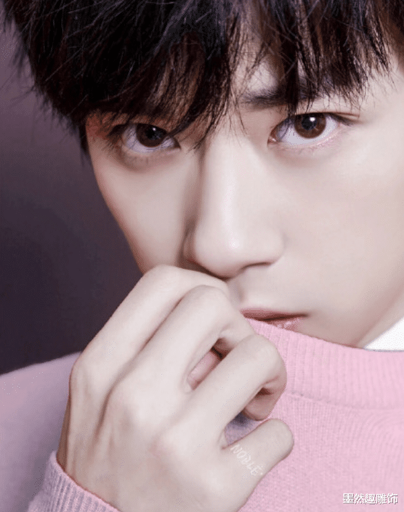 谭维维|易烊千玺被邓超曝光，春晚彩排期间还要看书，他和朋友打了一个赌