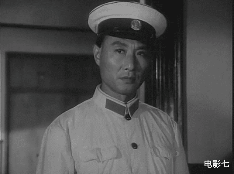 警察|42年前,票房轻松过亿,首部国产侦探悬疑片,原型案件曾轰动一时