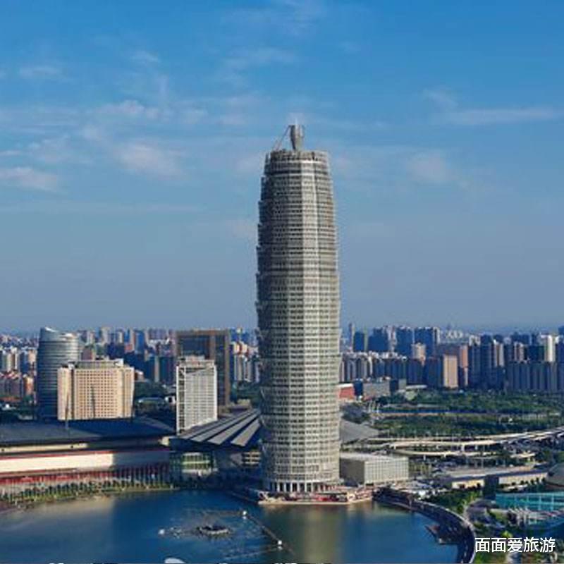 郑州一奇葩建筑，外形层层叠叠叫做小玉米，代替二七塔成地标建筑