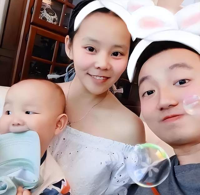 直播带货|熊磊一木同框直播带货，公公郭希宽现身直播间，一木感谢粉丝支持