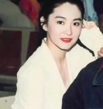 绫濑遥|林青霞回复网友，答案真的不简单！