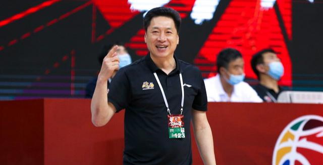吉林男篮|放水大战？李春江输吉林队目的曝光：欲避开辽篮浙江，欺负老东家