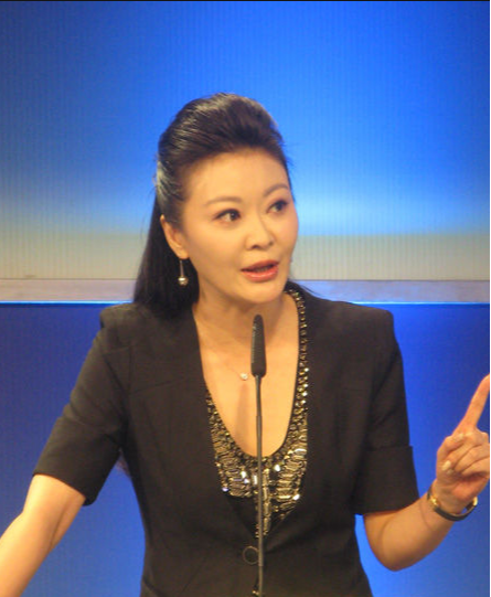 王小骞|丁克15年的央视名嘴王小骞,41岁意外怀孕,长辈喜极而泣!