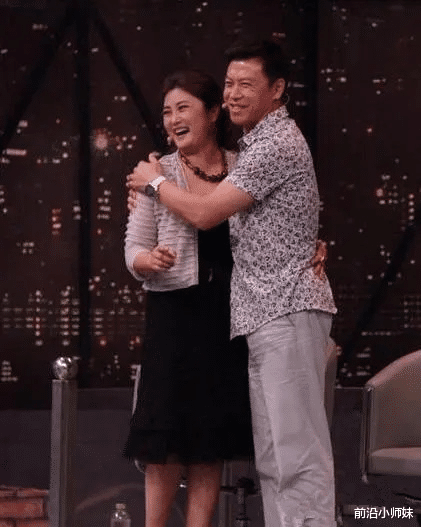 |婚姻真的是一把“杀猪刀”!汤静发福成大婶,好在胡亚捷不离不弃