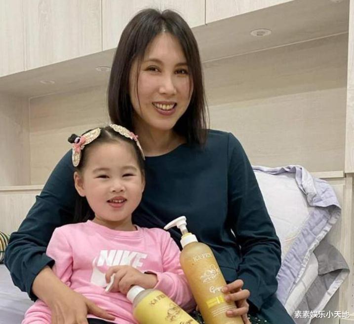 李亚萍|余苑绮离世4个月，母亲李亚萍落泪采访：希望5岁的乐乐能快点长大