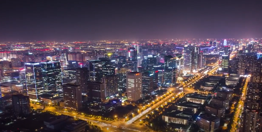 郑绪岚|宣誓效美惨遭封杀，数典忘祖还想回国捞金？郑绪岚下场太快人心