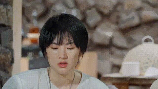 赌王|孟晚舟的朋友圈,暴露了跟姚安娜的真实关系