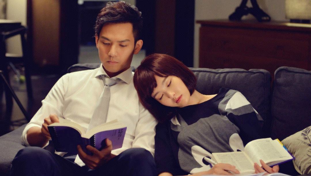 钟汉良|姚晨菜市场买菜背蛇皮袋，吃棒棒糖气场足，狂飙老默现场帅气杀鱼