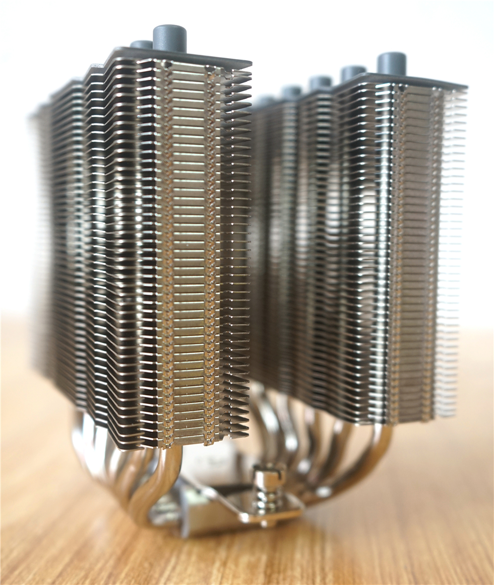 无线充电|能无线充电的电脑主机——5600X+RX6600黑狼版+迎广A1 Plus装机