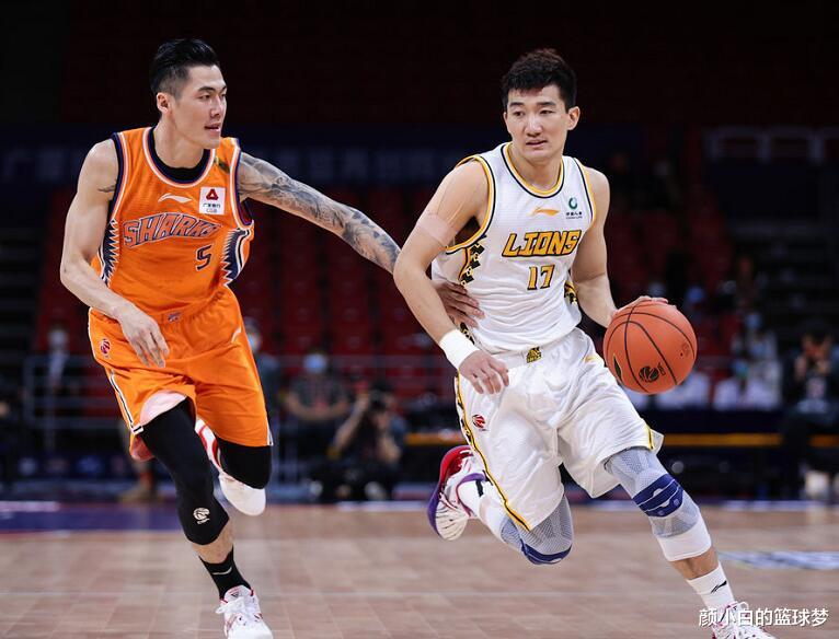 王哲林|季后赛最差一战！王哲林15+4被奥卡福碾压，NBA探花20+14真强
