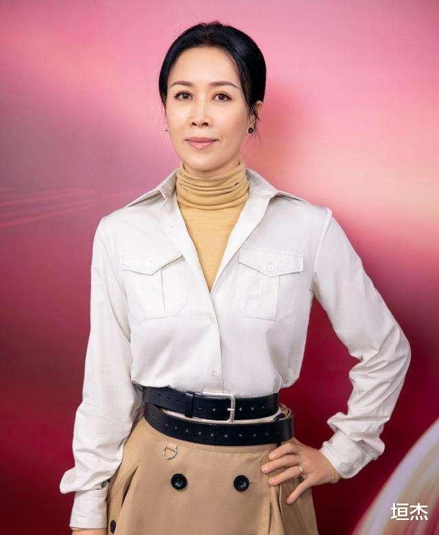 那英|孟桐：对那英一见钟情，顶着非议不离不弃，对继子视如己出，精彩