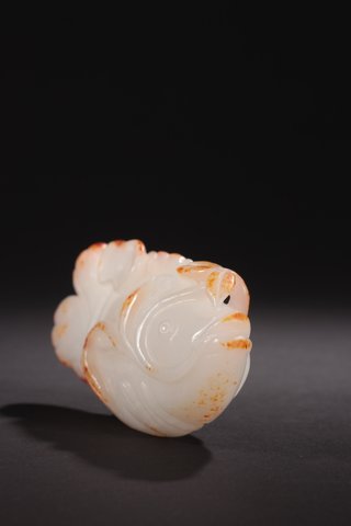 和田玉籽料|回流-和田玉籽料连年有余雕件