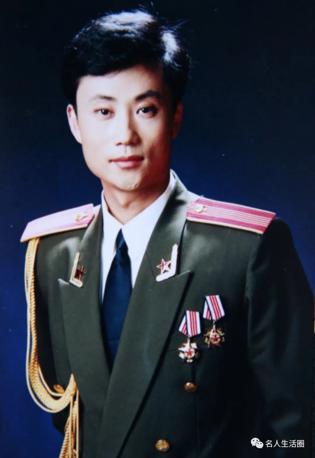 杨紫|耿为华前妻郑佳：倒追偶像耿为华，激情褪去抛夫弃女也要离婚