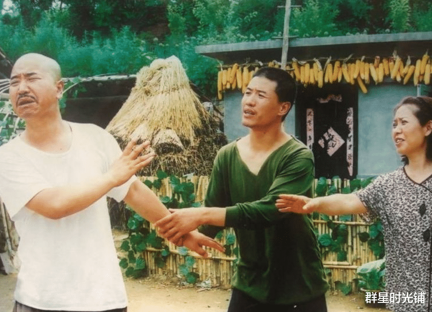 赵本山|初代赵四关小平：离开赵家班后投靠潘长江，如今带女儿一起走红