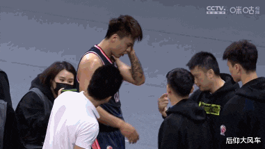 广东男篮|广东资讯速递：周鹏伤情有好转，赵睿表示球队没输，咪咕向官博道歉