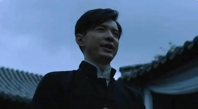 孤单又灿烂的神|奉天白事铺:惊悚、恐怖,红色绣花鞋的后面,藏着不可告人的秘密