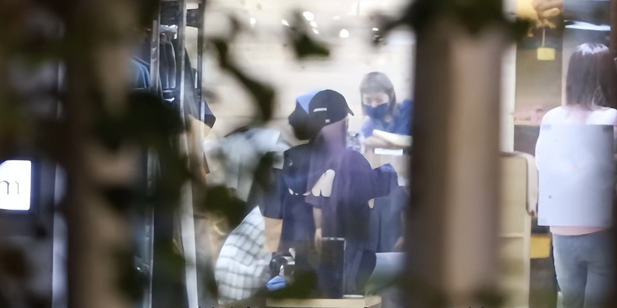 颜丹晨|仅仅3天，娱乐圈的瓜就这么生猛？家暴、潜规则，应有尽有