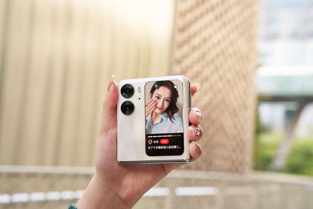 如意兔|OPPO Reno9万事红来袭，还准备了联名礼盒，过年换新机有着落