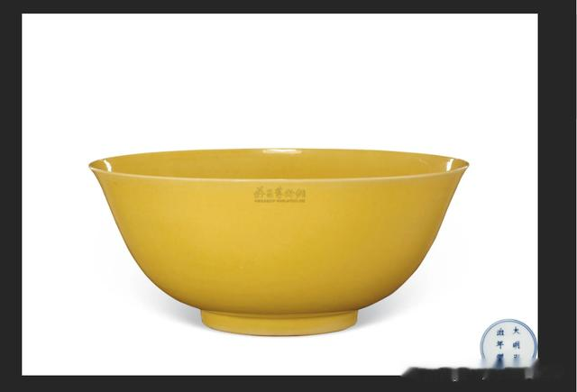 沉香|报损文物张口就说5.6亿?台北故宫损坏的瓷器,到底能值多少钱?