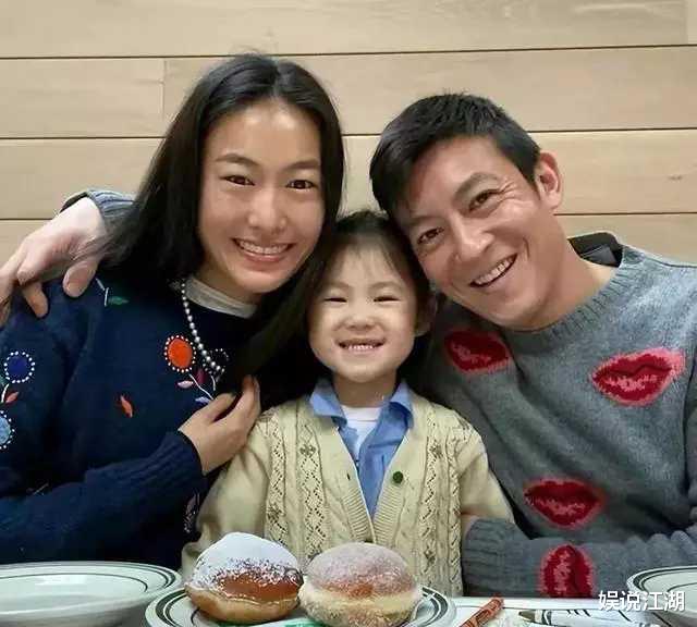 陈冠希|陈冠希直播谈李易峰并回忆当年，意外曝光内娱某顶流鲜肉是漏网之鱼