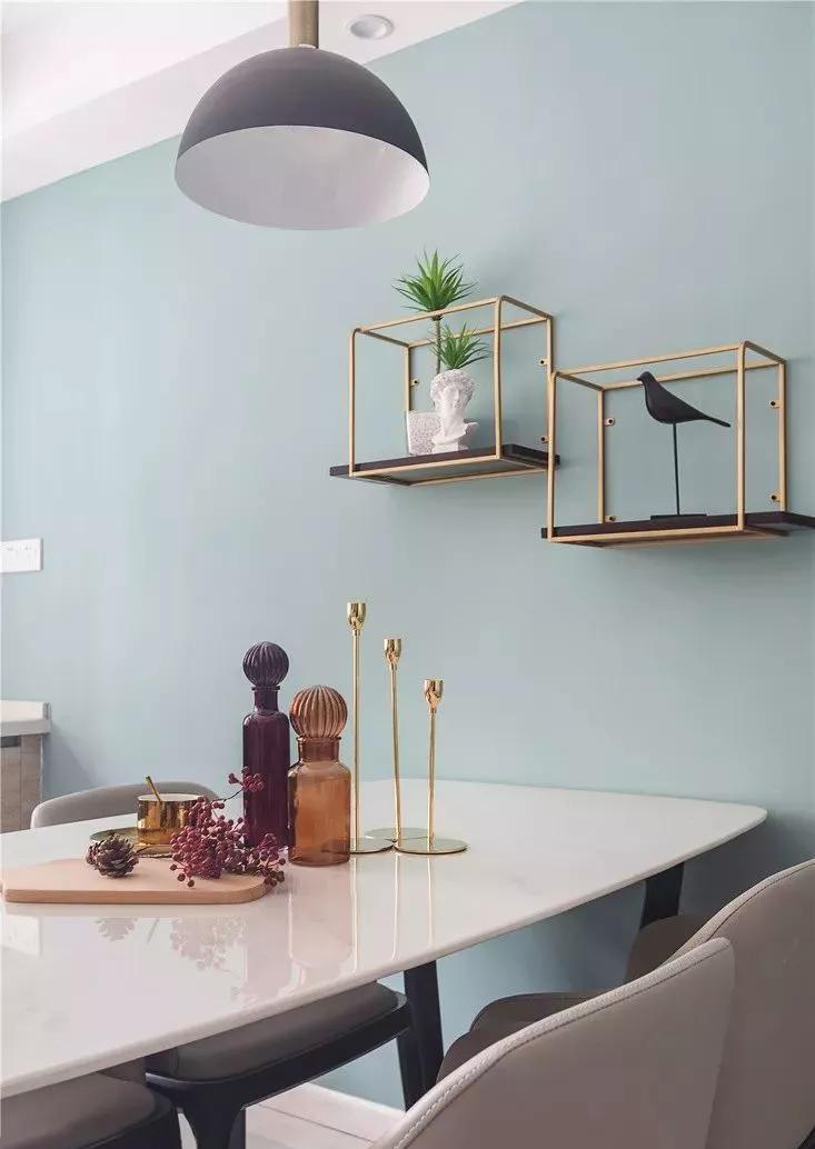 92㎡北欧小三居完工，餐厅直接设在厨房，温馨接地气！